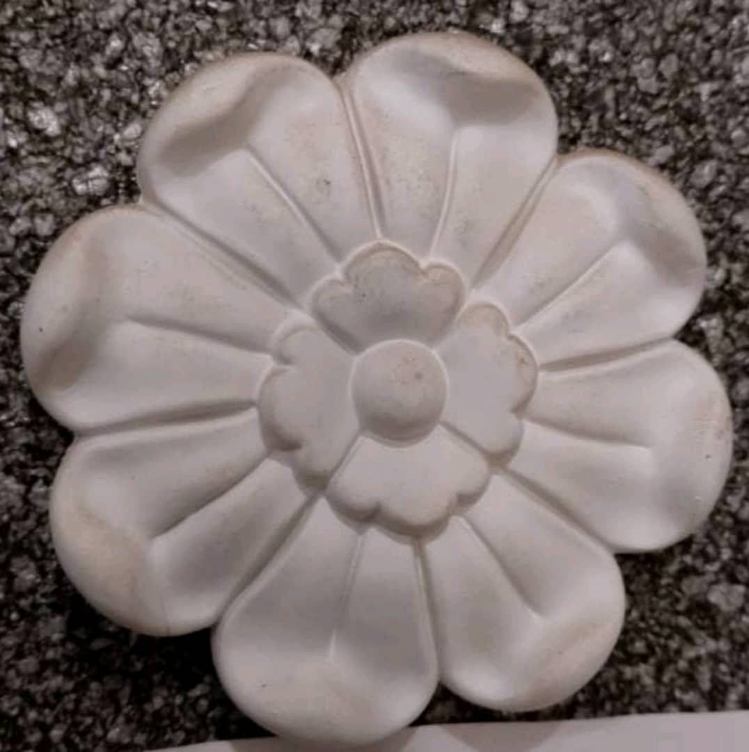 GB82015B Polyurethane Decorative Medallion